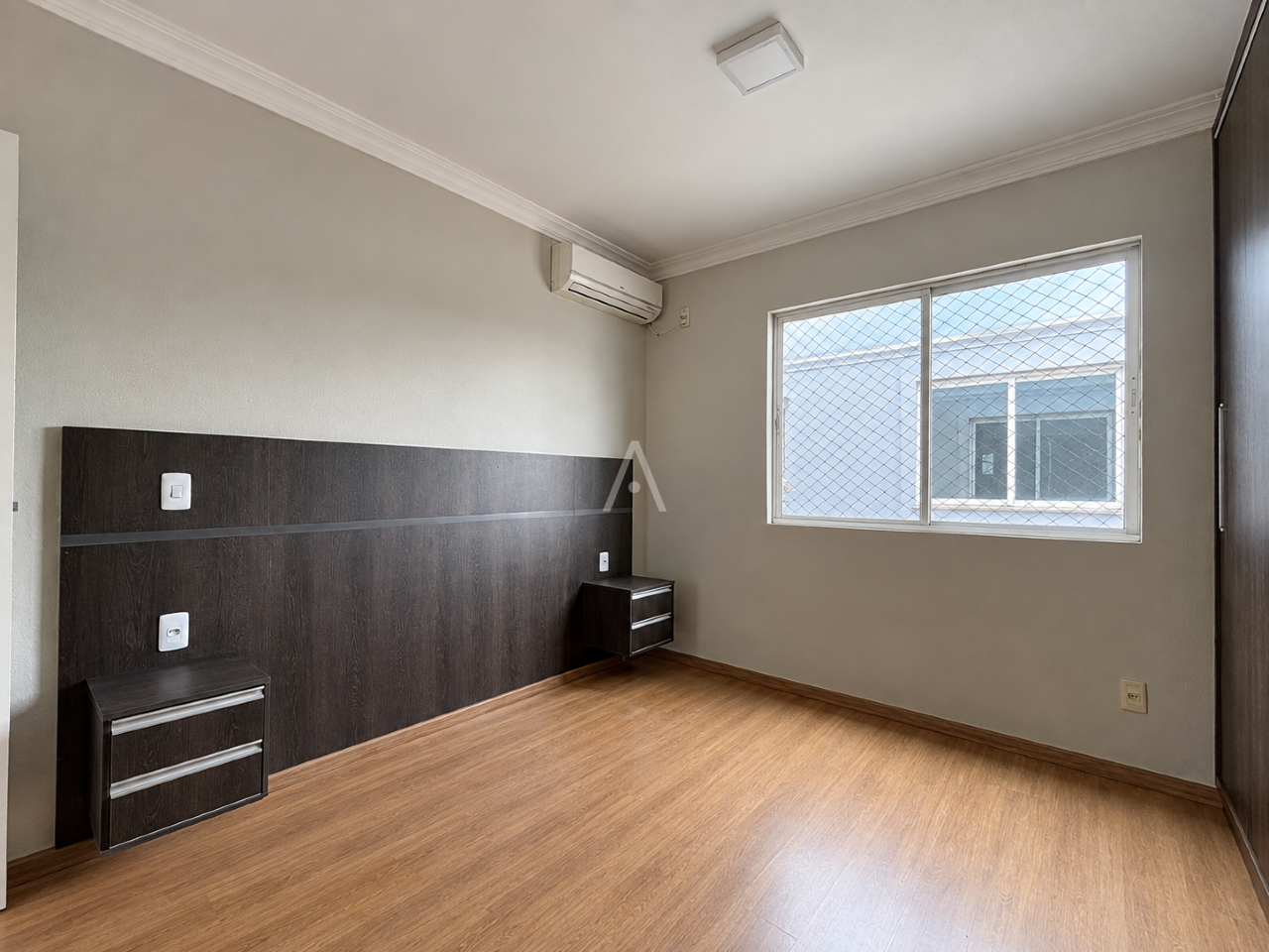 Apartamento para para aluguel no Bairro VILA INDUSTRIAL em TOLEDO: Dormitório 01