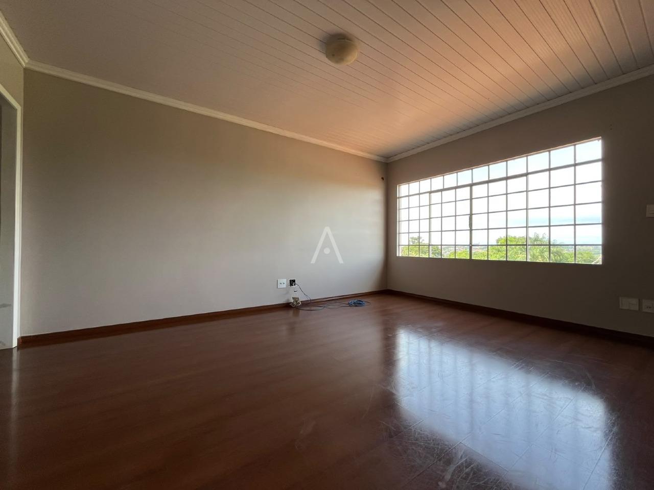 Casa Residencial para para aluguel no Bairro CENTRO em TOLEDO: Escritório Piso Superior
