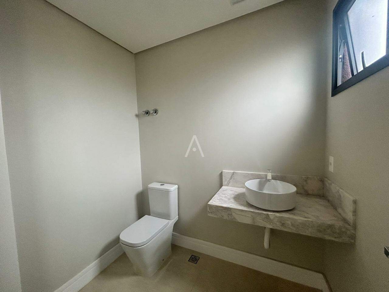 Apartamento para para aluguel no Bairro CENTRO em CASCAVEL: 