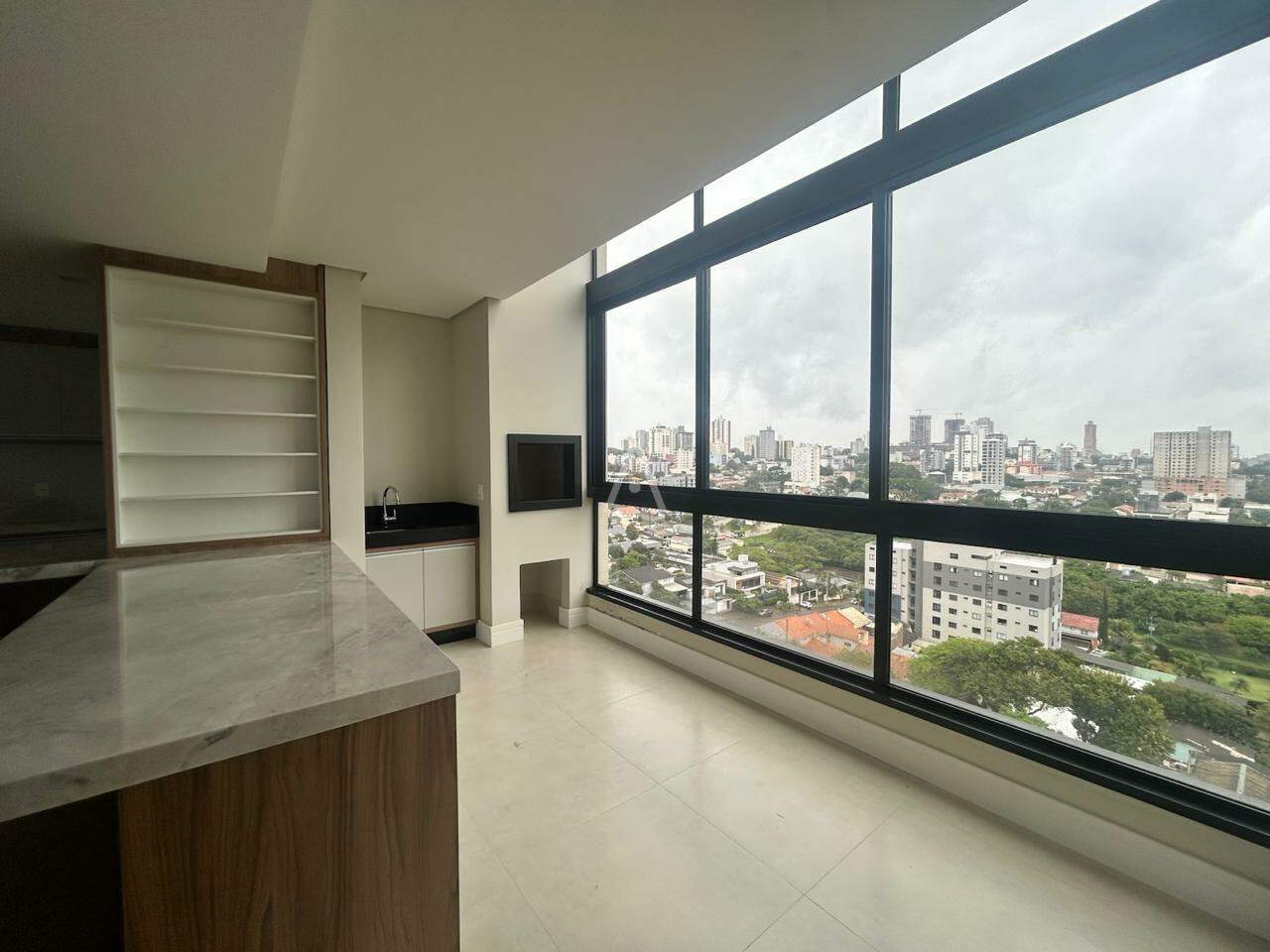 Apartamento para para aluguel no Bairro CENTRO em CASCAVEL: 
