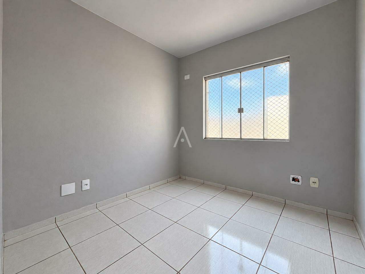 Apartamento para para aluguel no Bairro SAO FRANCISCO em TOLEDO: Dormitório 01