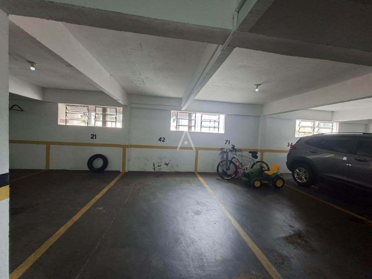 Apartamento para para aluguel no Bairro CENTRO em CASCAVEL: 