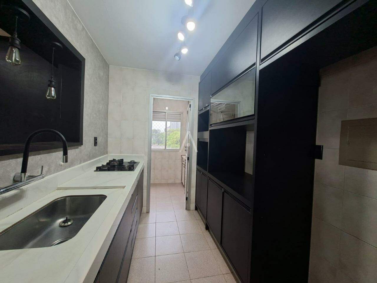 Apartamento para para aluguel no Bairro CENTRO em CASCAVEL: 