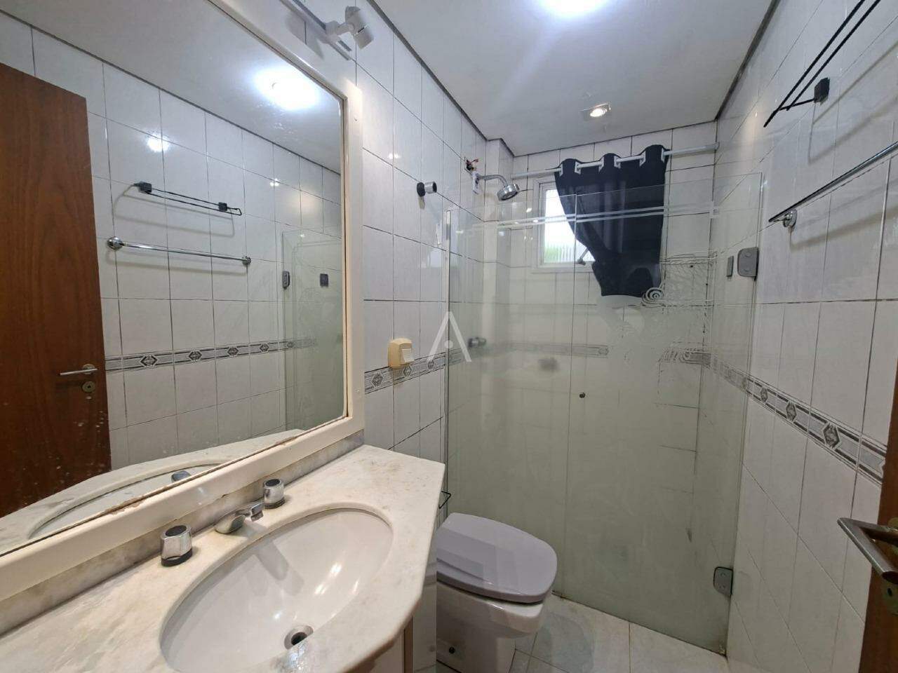 Apartamento para para aluguel no Bairro CENTRO em CASCAVEL: 