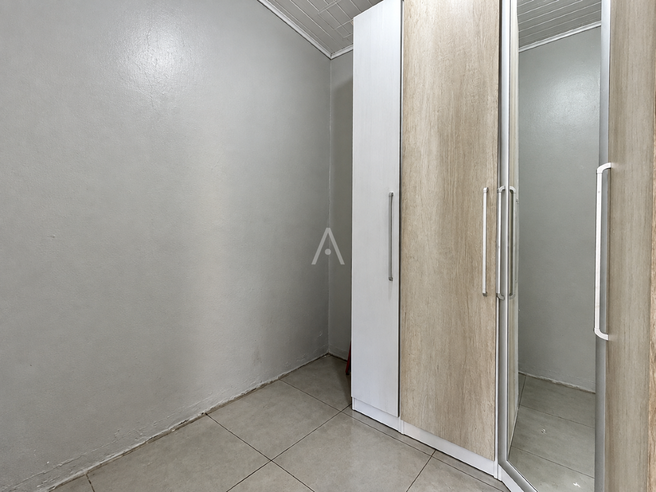 Casa Residencial para para aluguel no Bairro JARDIM GISELA em TOLEDO: Armários Área de Serviço