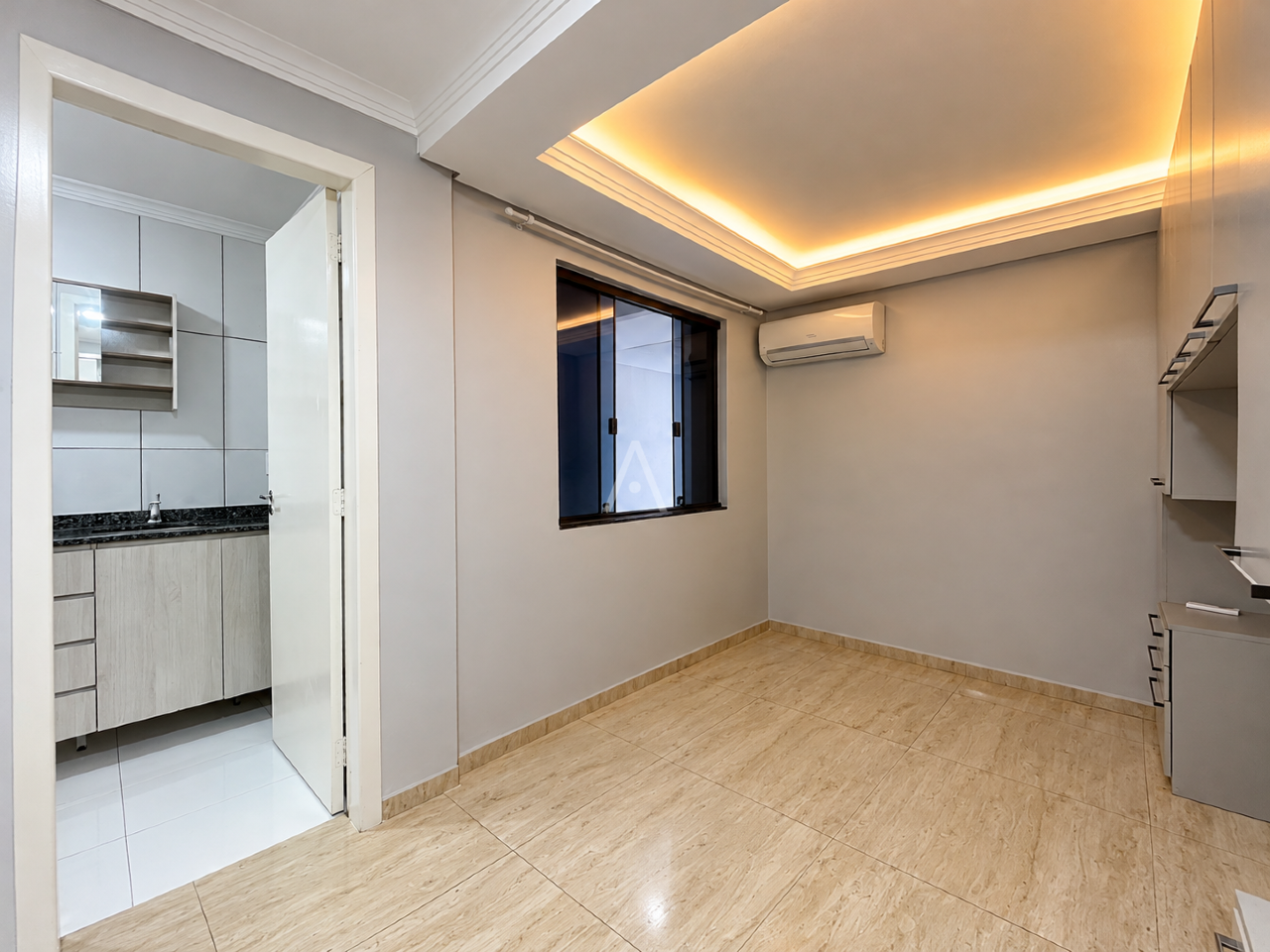 Casa Residencial para para aluguel no Bairro JARDIM GISELA em TOLEDO: Suíte