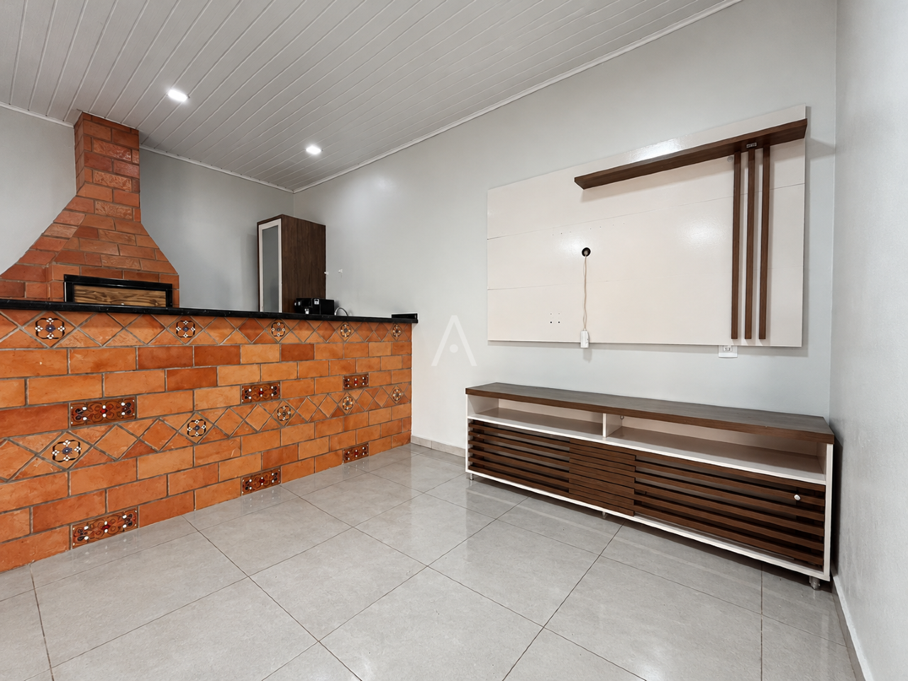Casa Residencial para para aluguel no Bairro JARDIM GISELA em TOLEDO: Área de TV