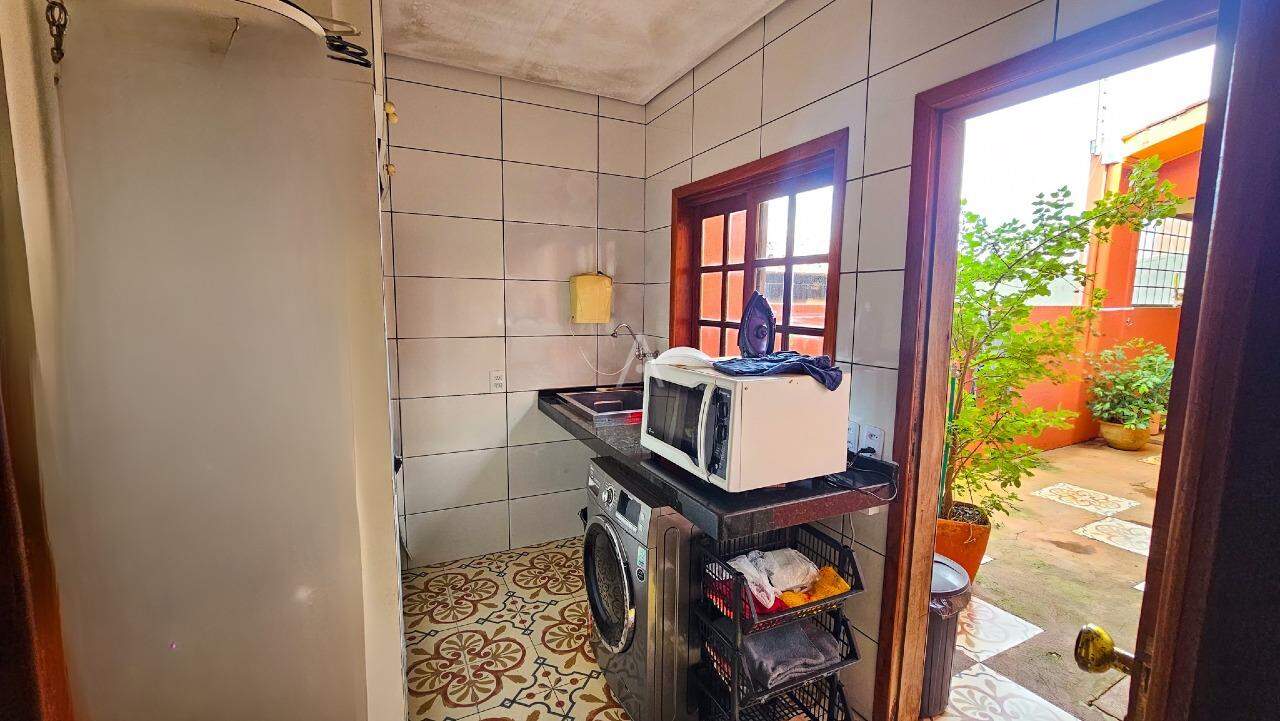 Casa Residencial para à venda no Bairro UNIVERSITARIO em CASCAVEL: 