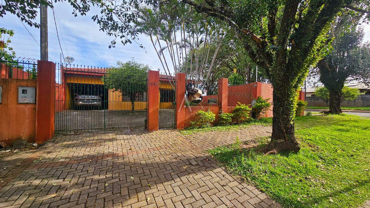 Casa Residencial para à venda no Bairro UNIVERSITARIO em CASCAVEL: 