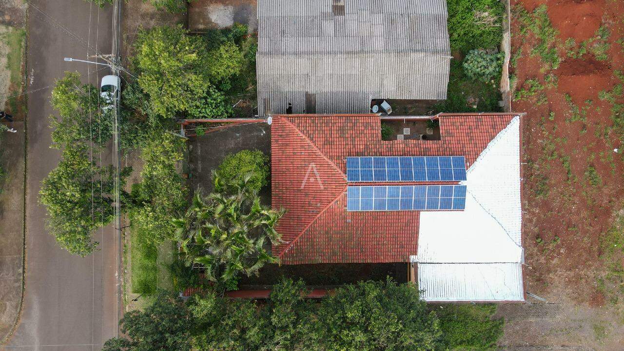 Casa Residencial para à venda no Bairro UNIVERSITARIO em CASCAVEL: 