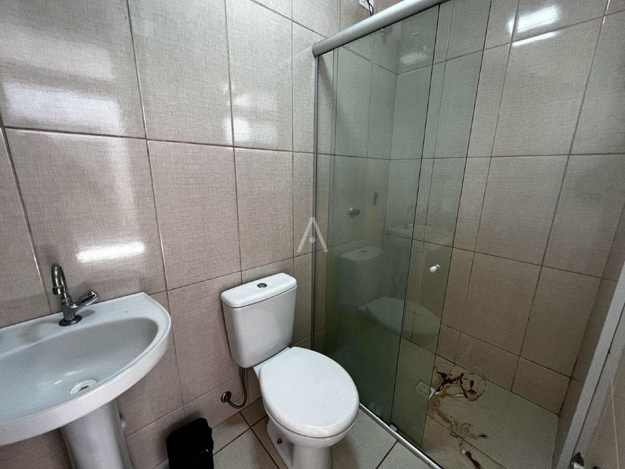 Casa Residencial para à venda no Bairro GUARUJA em CASCAVEL: