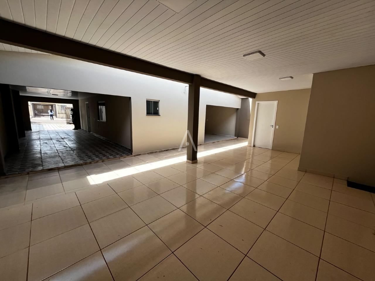 Casa Residencial para à venda no Bairro GUARUJA em CASCAVEL: