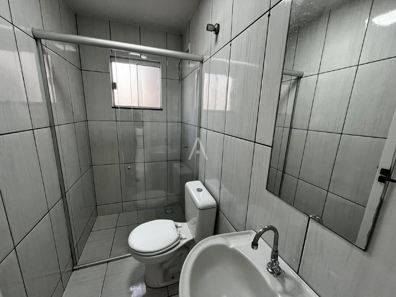 Casa Residencial para à venda no Bairro GUARUJA em CASCAVEL: