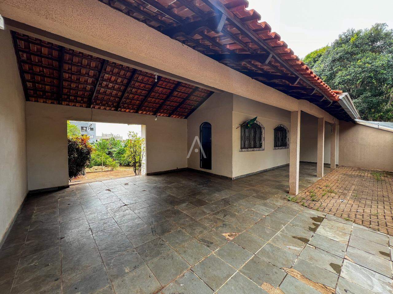 Casa Residencial para à venda no Bairro CANCELLI em CASCAVEL: 