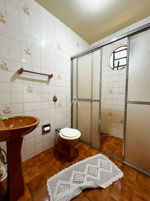 Casa Residencial para à venda no Bairro CANCELLI em CASCAVEL: 