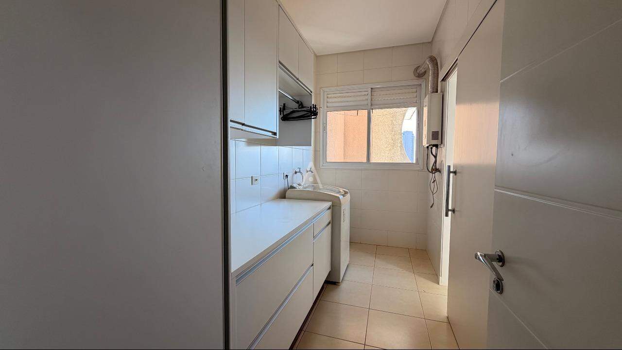 Apartamento para à venda no Bairro CENTRO em CASCAVEL: 