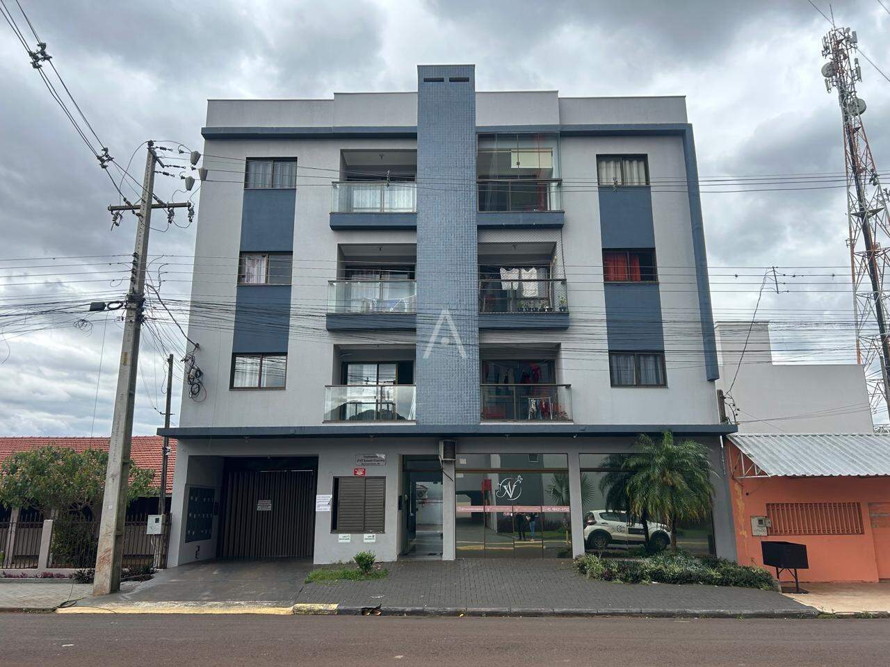 Apartamento para para aluguel no Bairro VILA BECKER em TOLEDO: 
