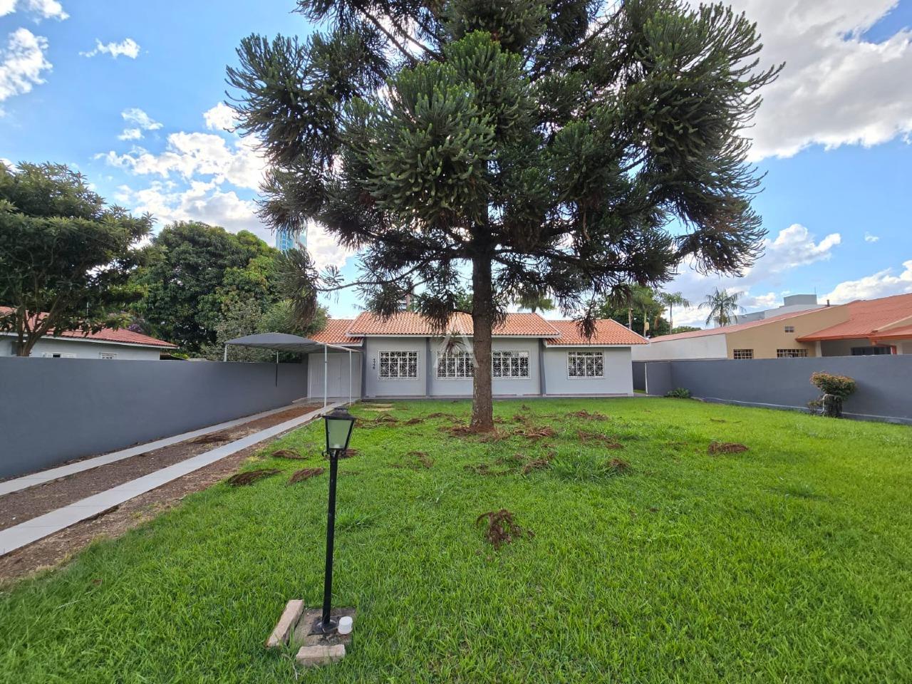Casa Residencial para para aluguel no Bairro VILA INDUSTRIAL em TOLEDO: 