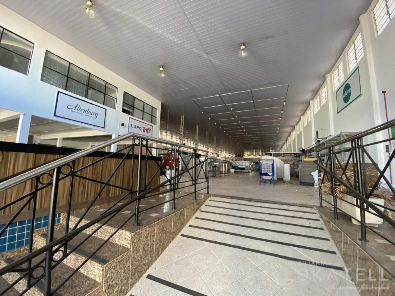 Sala Comercial para à venda no Bairro MARIA LUIZA em CASCAVEL: 