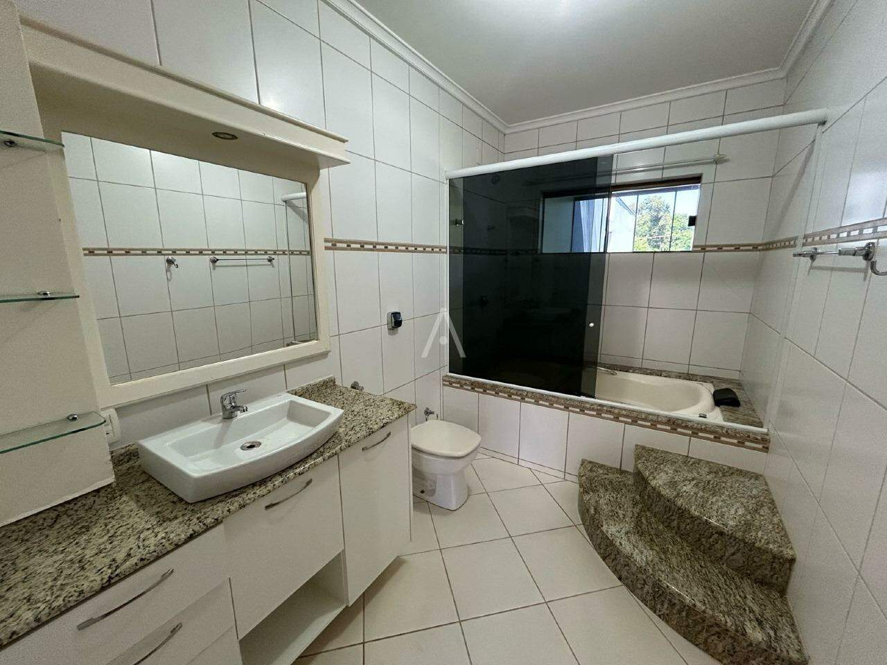 Sobrado para para aluguel no Bairro JARDIM PORTO ALEGRE em TOLEDO: 