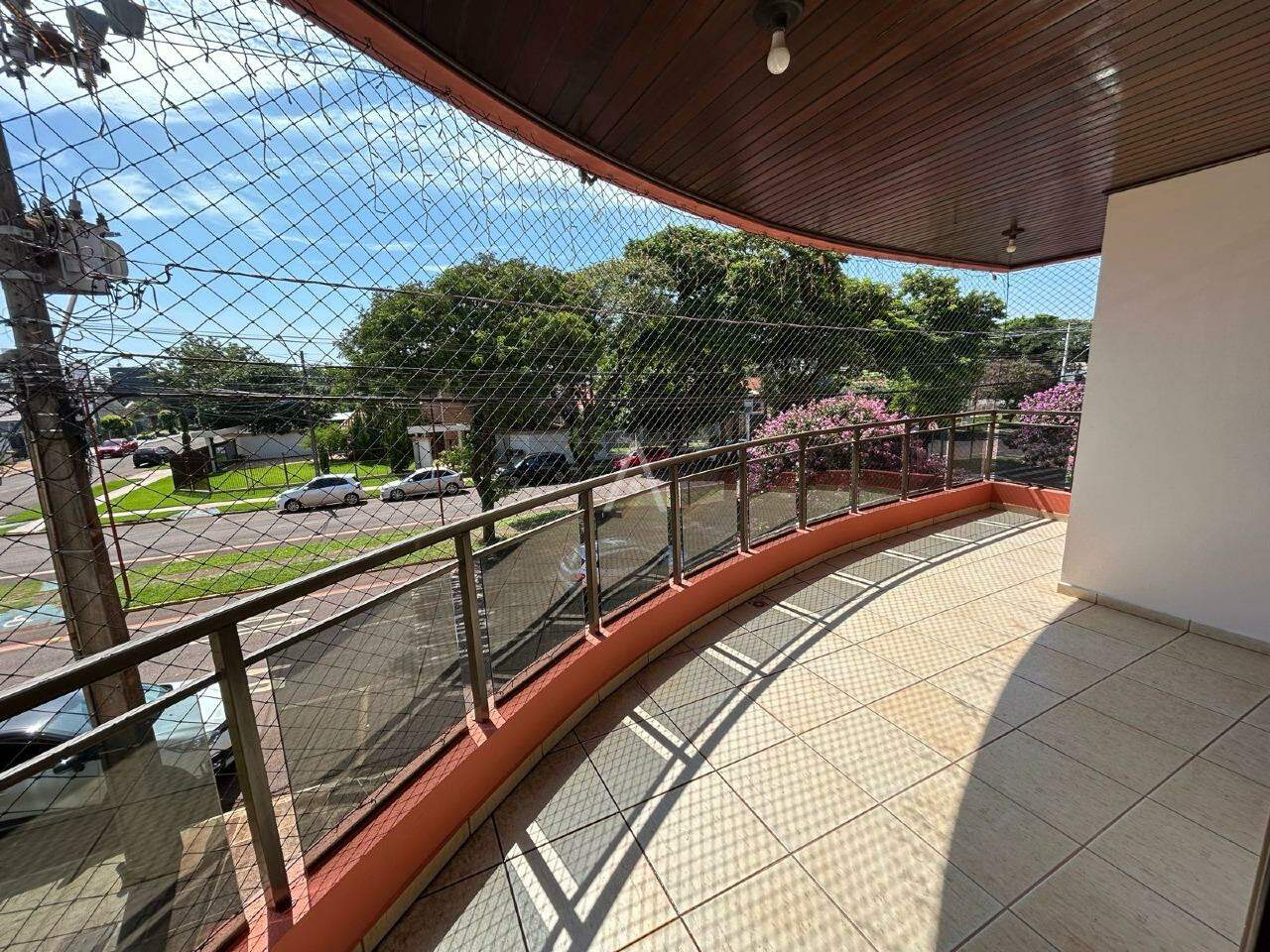 Sobrado para para aluguel no Bairro JARDIM PORTO ALEGRE em TOLEDO: 