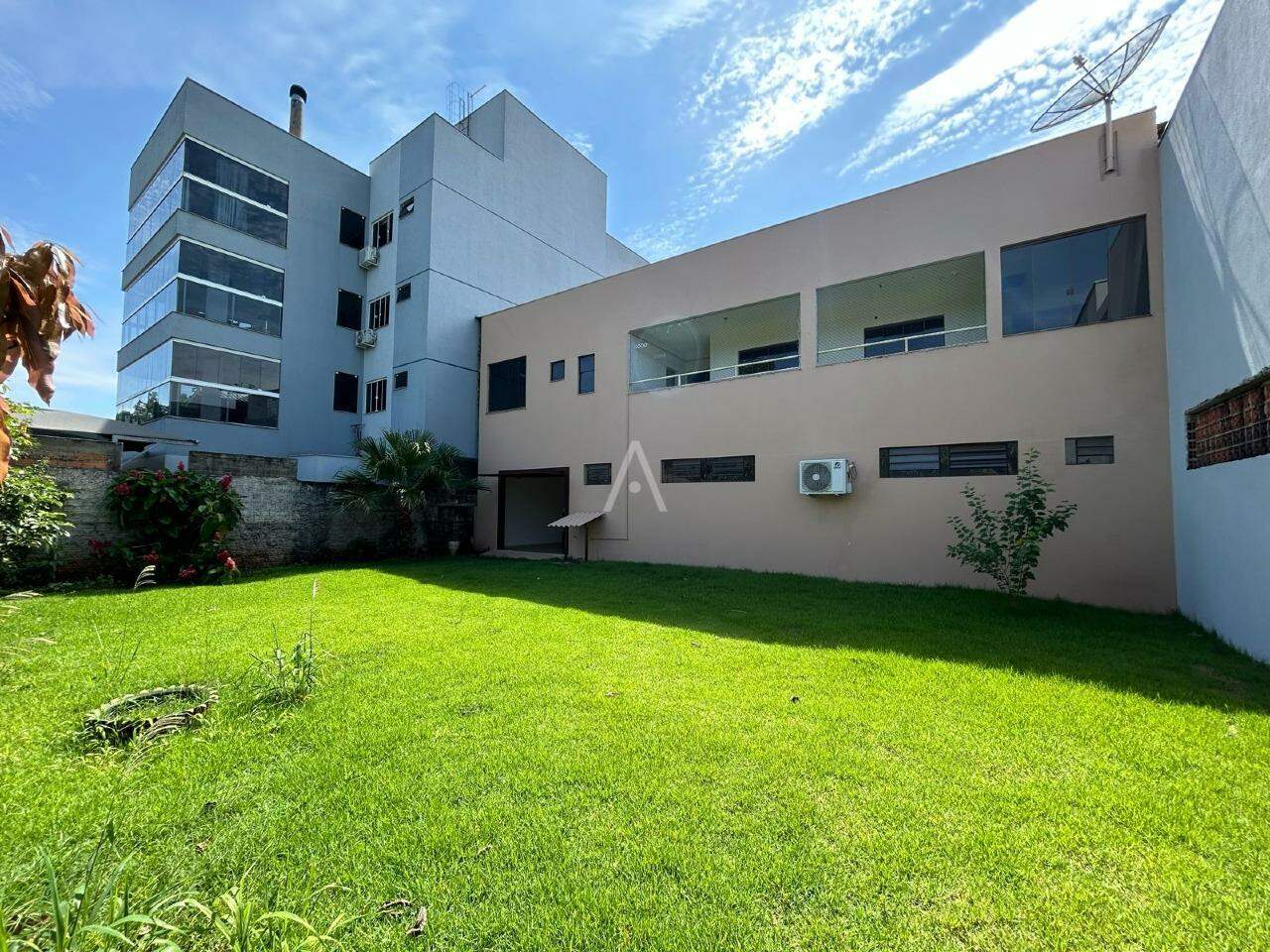 Sobrado para para aluguel no Bairro JARDIM PORTO ALEGRE em TOLEDO: 