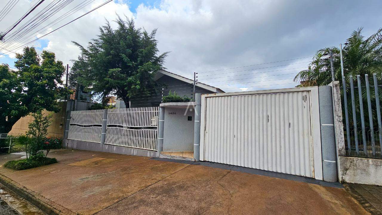 Casa Residencial para à venda no Bairro COUNTRY em CASCAVEL: 