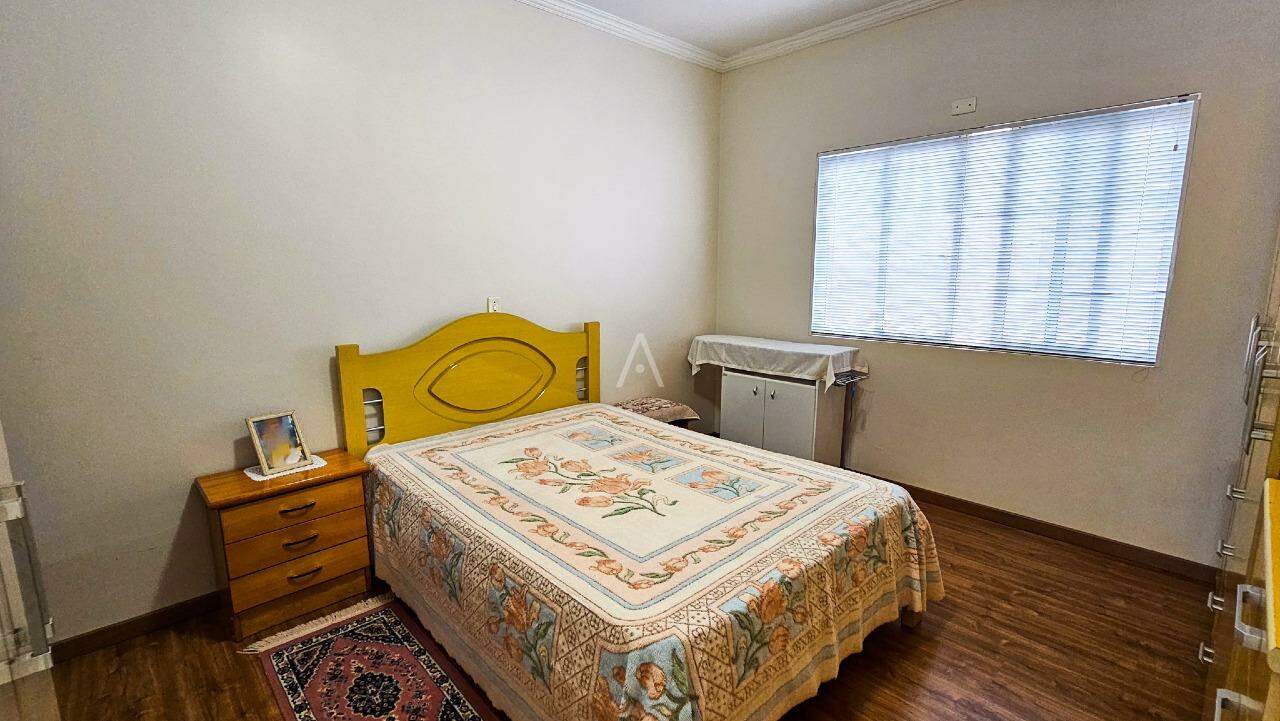 Casa Residencial para à venda no Bairro COUNTRY em CASCAVEL: 