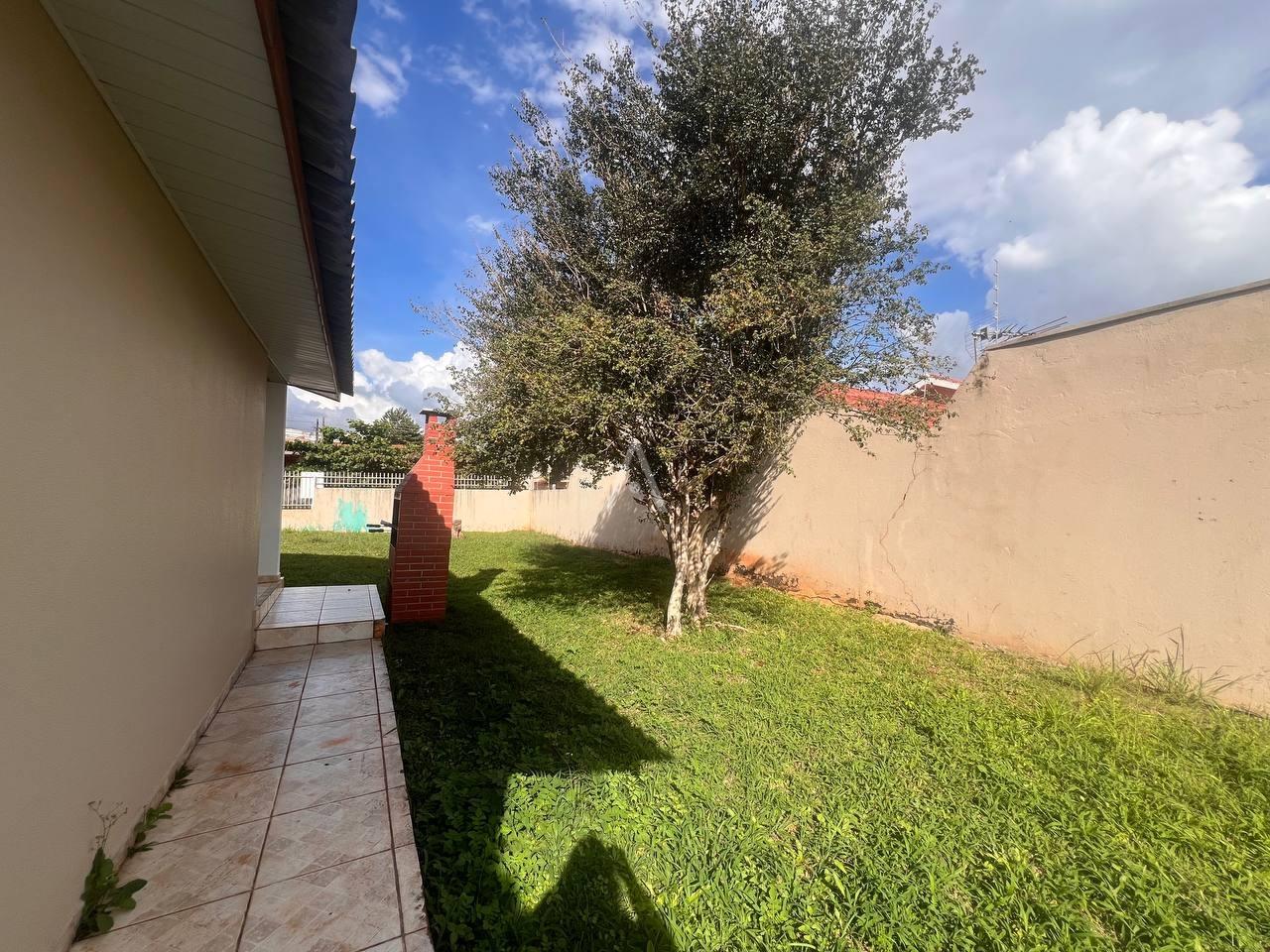 Casa Residencial para à venda no Bairro REGIAO DO LAGO em CASCAVEL: