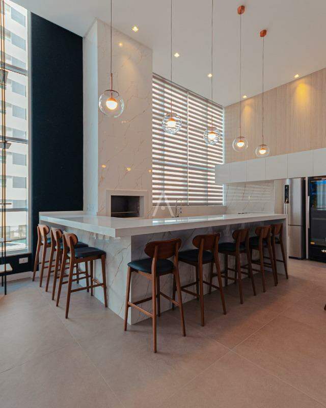 Apartamento para à venda no Bairro COUNTRY em CASCAVEL: