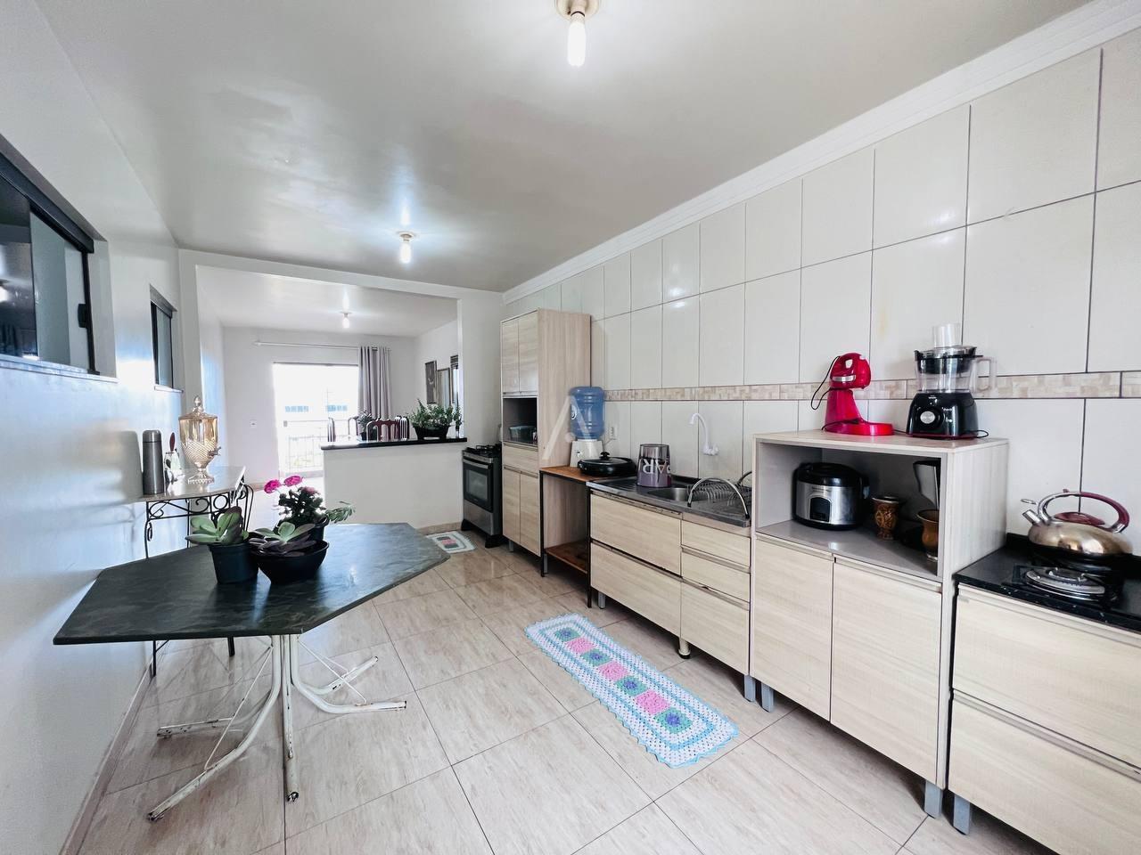 Sobrado para à venda no Bairro COQUEIRAL em CASCAVEL: 