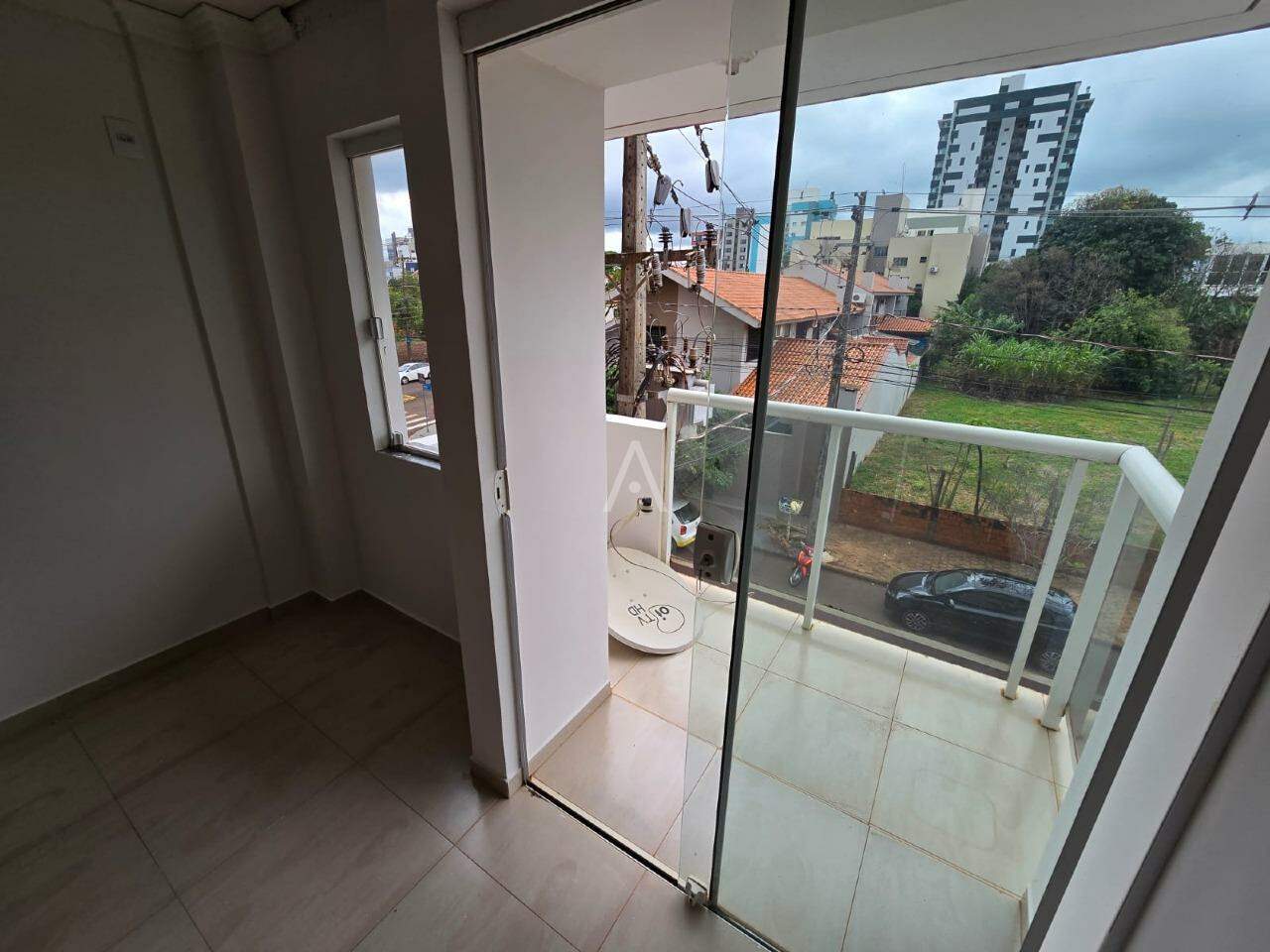 Apartamento para para aluguel no Bairro JARDIM LA SALLE em TOLEDO: