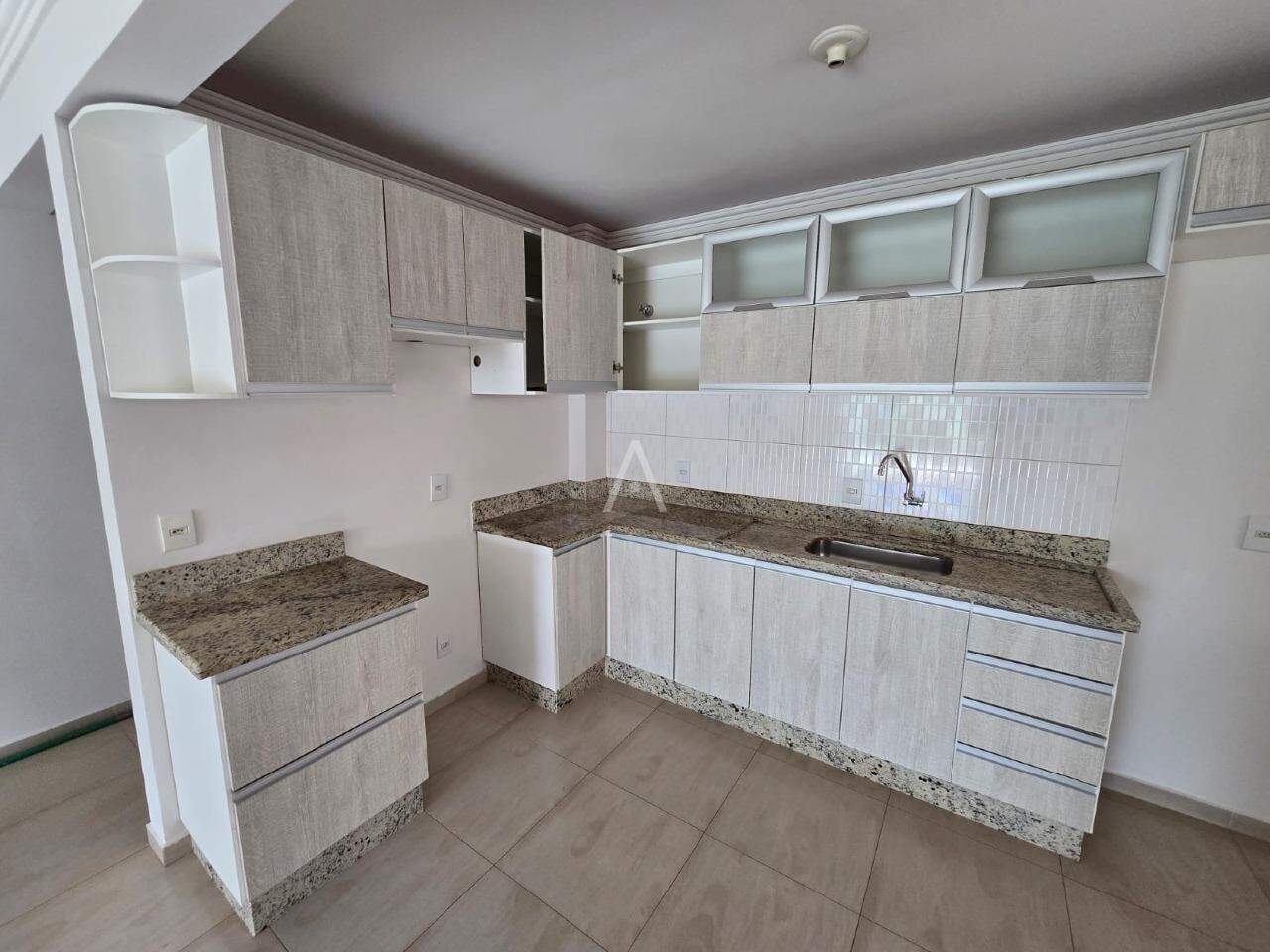 Apartamento para para aluguel no Bairro JARDIM LA SALLE em TOLEDO: