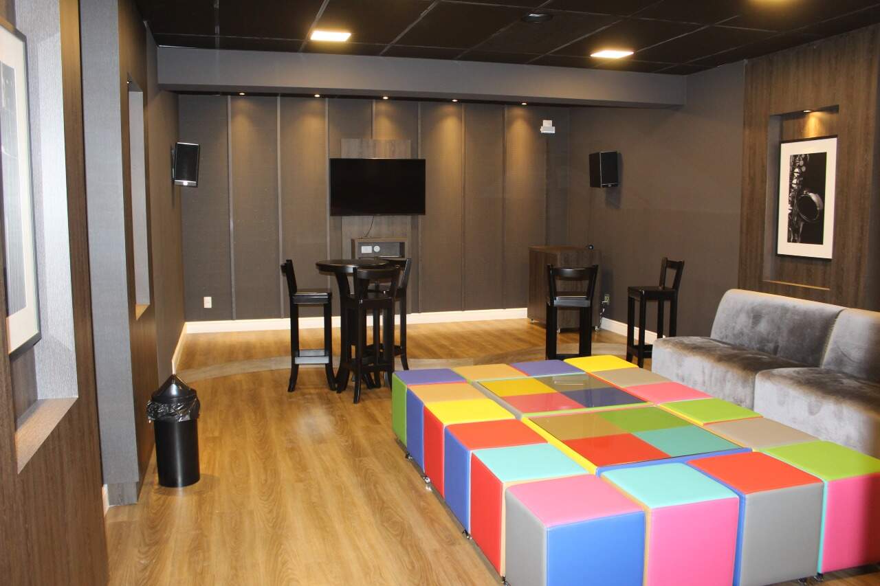 Apartamento para para aluguel no Bairro CENTRO em CASCAVEL:
