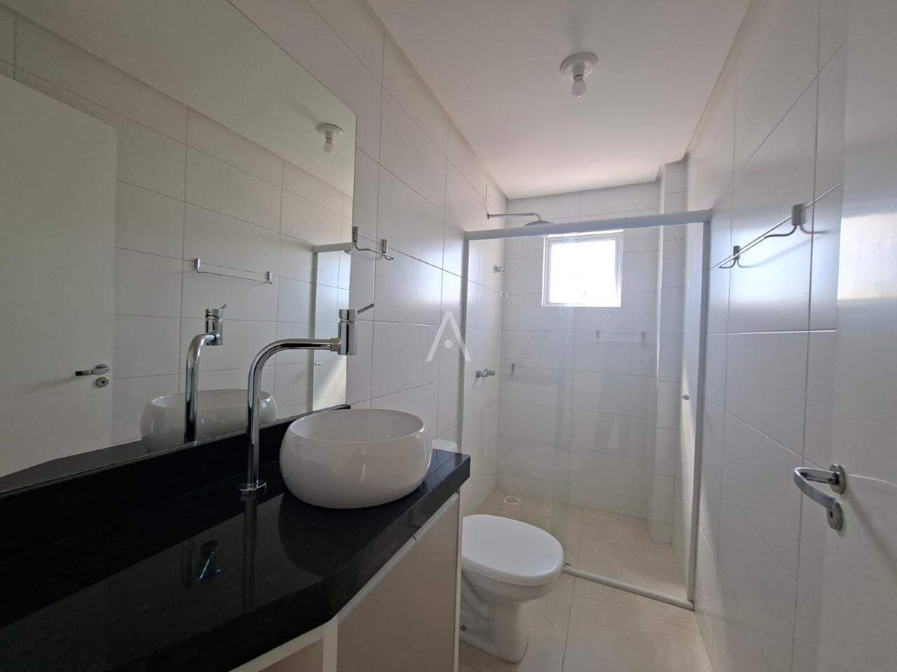 Apartamento para para aluguel no Bairro CENTRO em CASCAVEL: