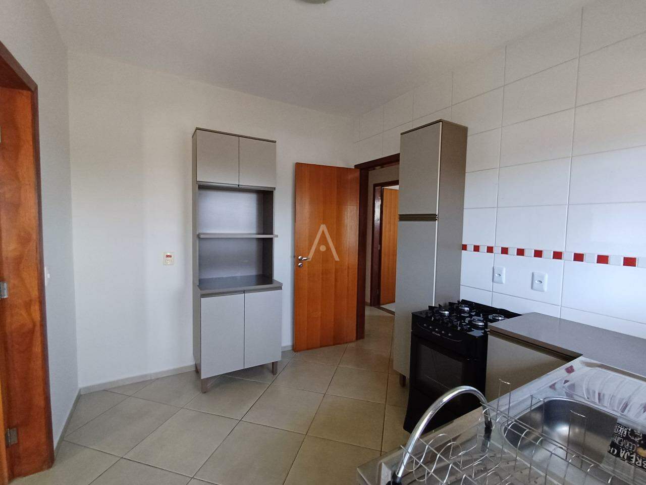 Apartamento para para aluguel no Bairro CANCELLI em CASCAVEL: