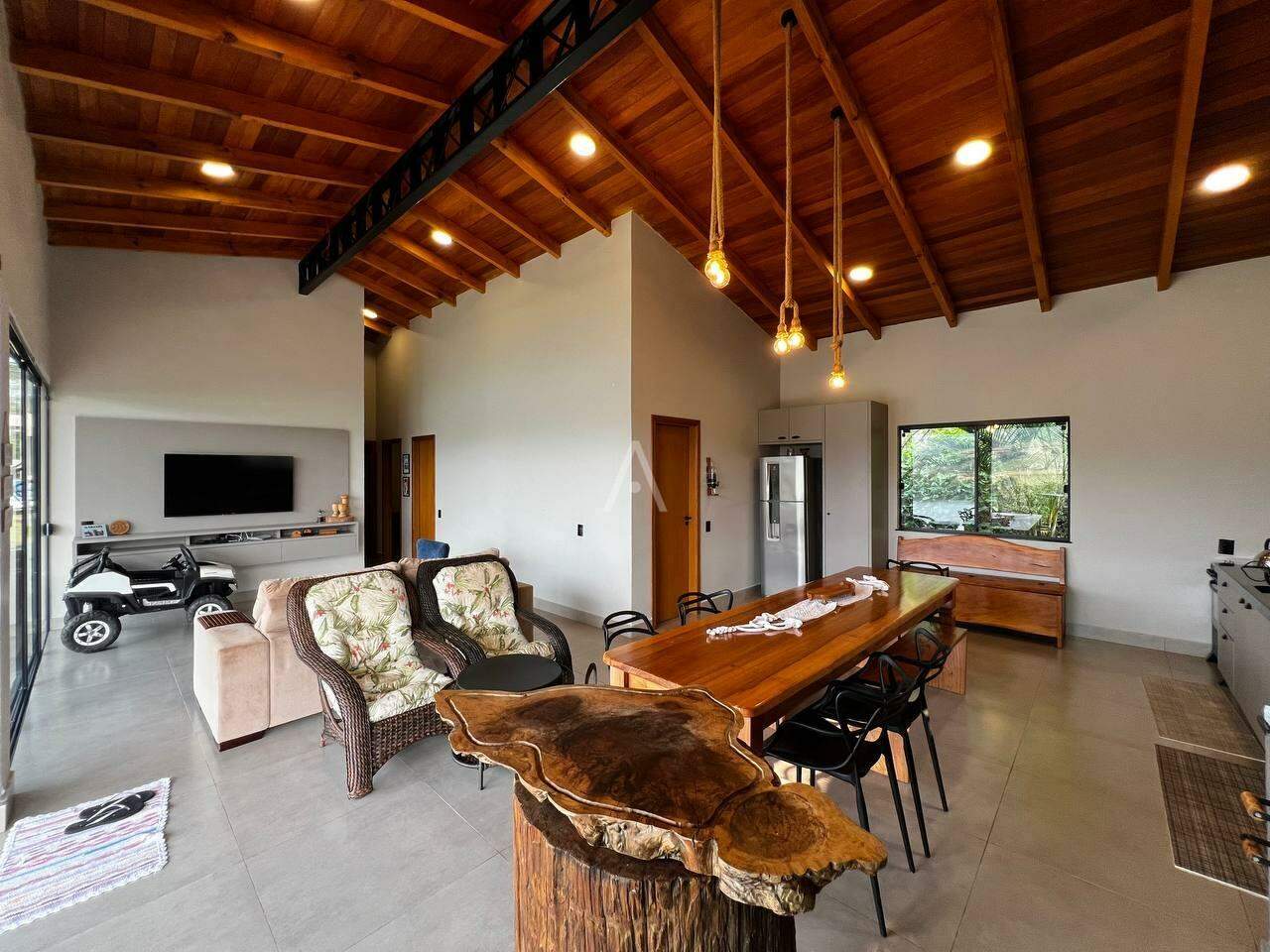 Casa Residencial para à venda no Bairro Linha Alto Alegre em TRES BARRAS DO PARANA: