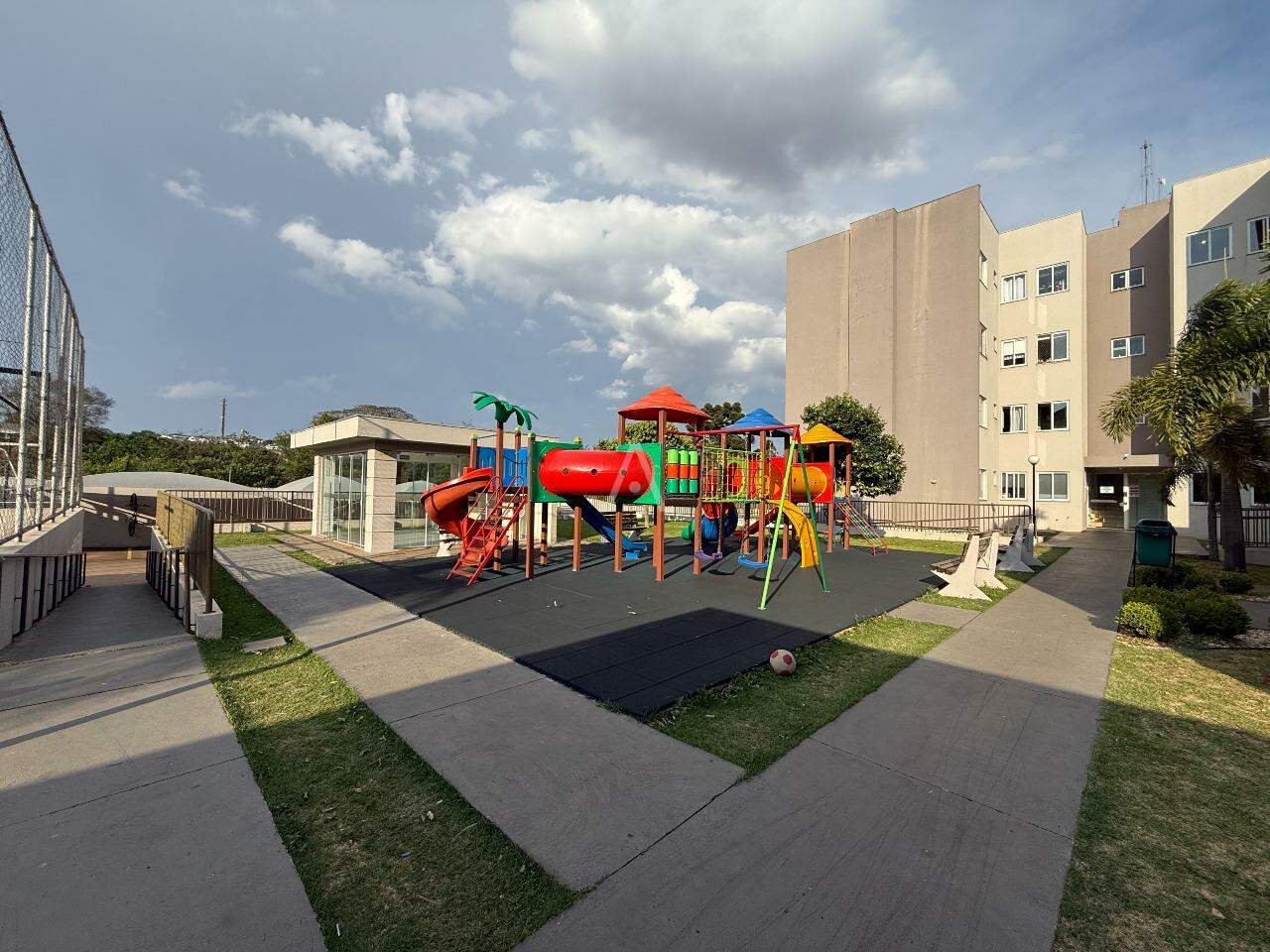 Apartamento para à venda no Bairro CANCELLI em CASCAVEL:
