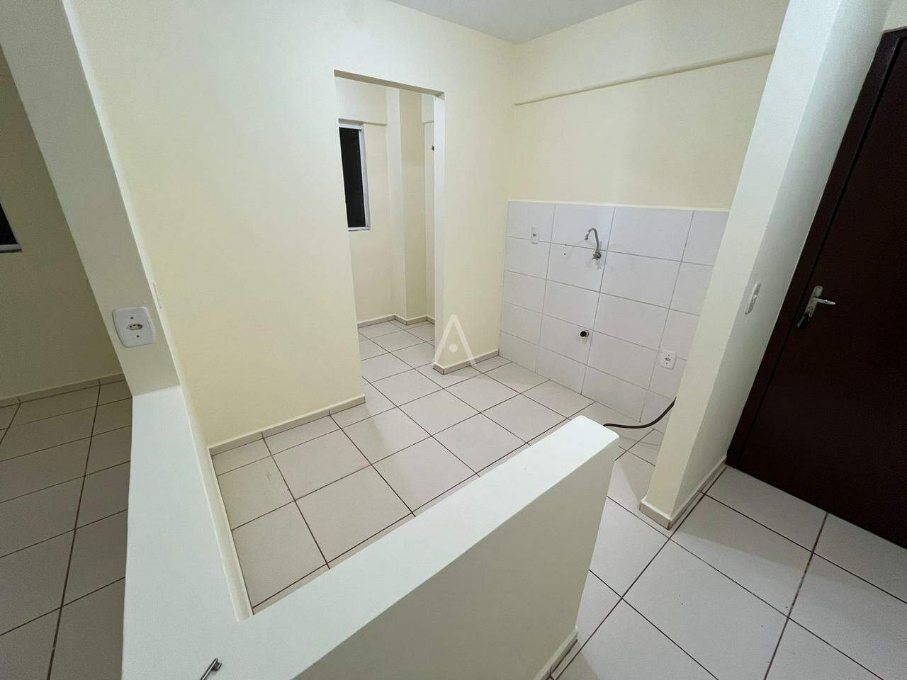 Apartamento para para aluguel no Bairro CENTRO em TOLEDO: 
