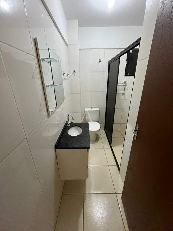 Apartamento para para aluguel no Bairro CENTRO em TOLEDO: