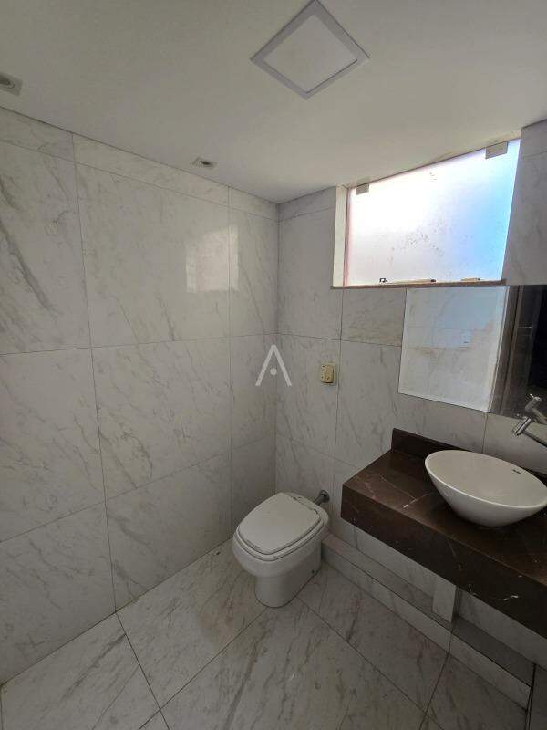 Sala Comercial para para aluguel no Bairro CENTRO em TOLEDO: 