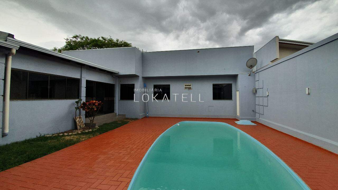 Casa Residencial para para aluguel no Bairro ALTO ALEGRE em CASCAVEL: