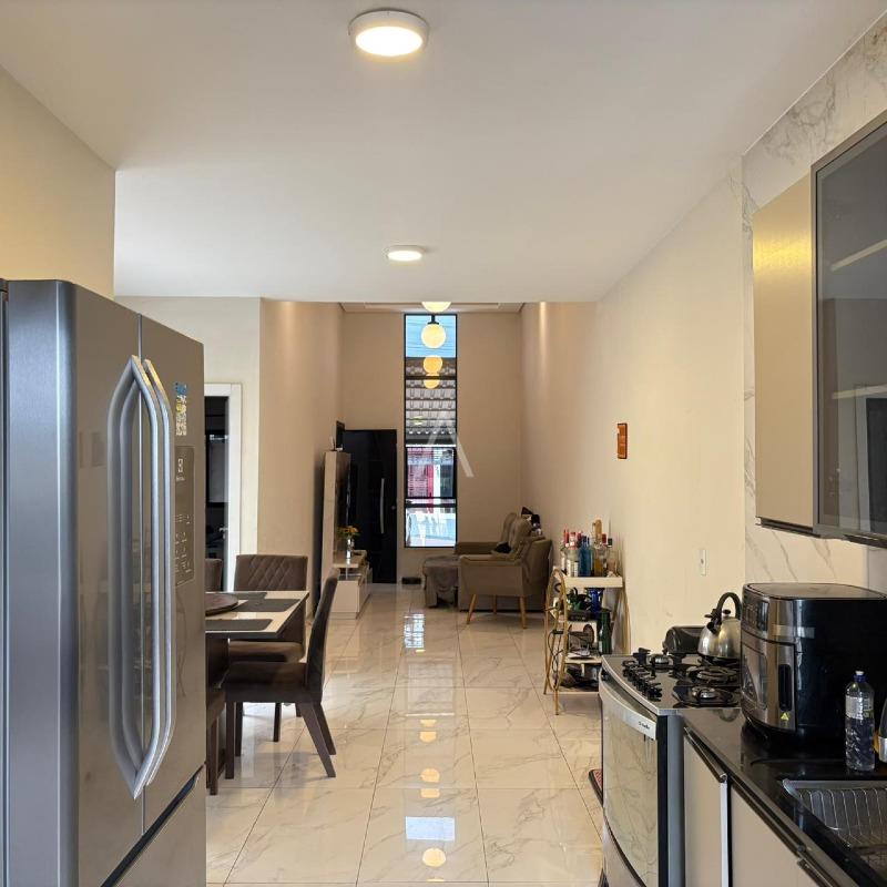 Casa Residencial para à venda no Bairro VEREDAS em CASCAVEL: 