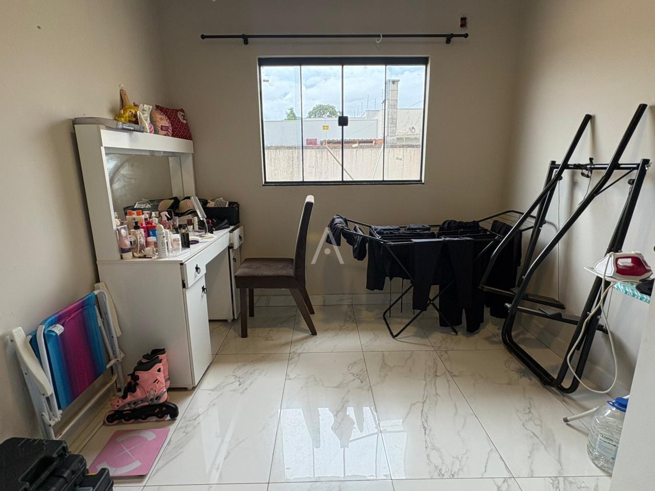 Casa Residencial para à venda no Bairro VEREDAS em CASCAVEL: 