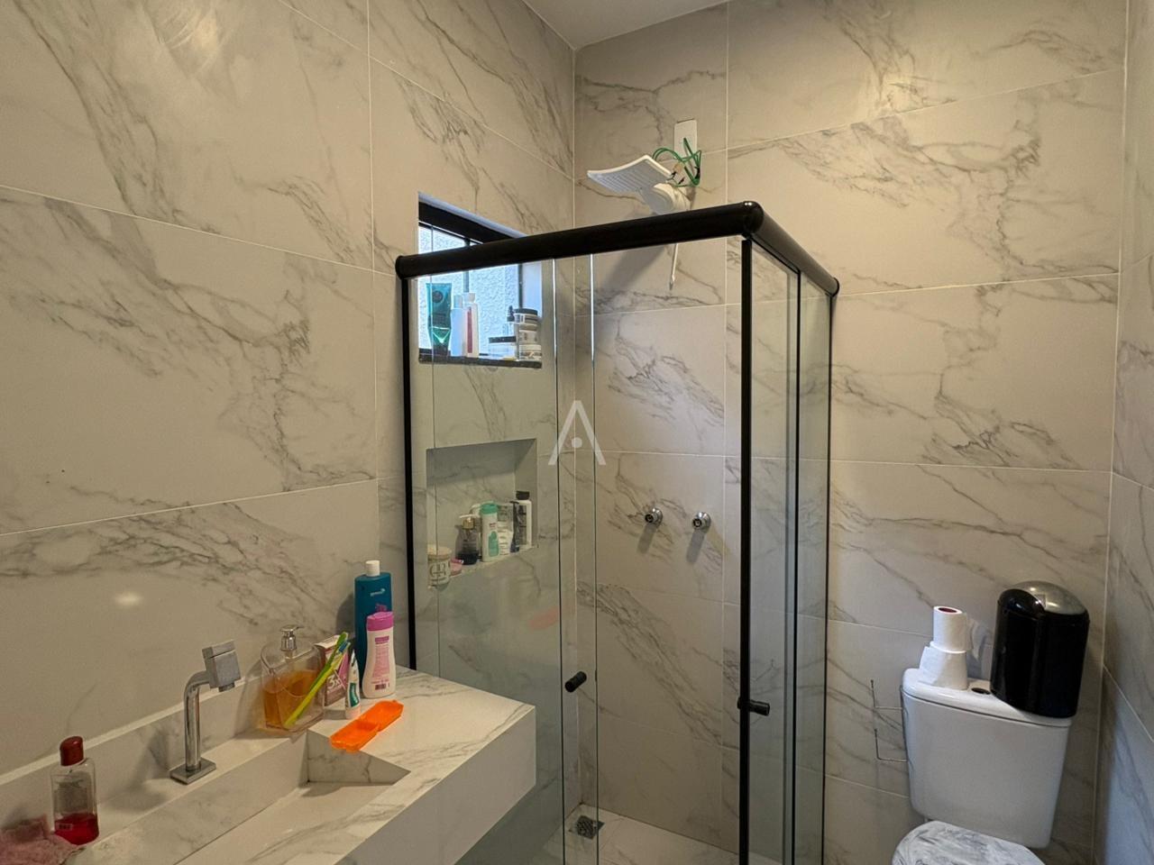 Casa Residencial para à venda no Bairro VEREDAS em CASCAVEL: 