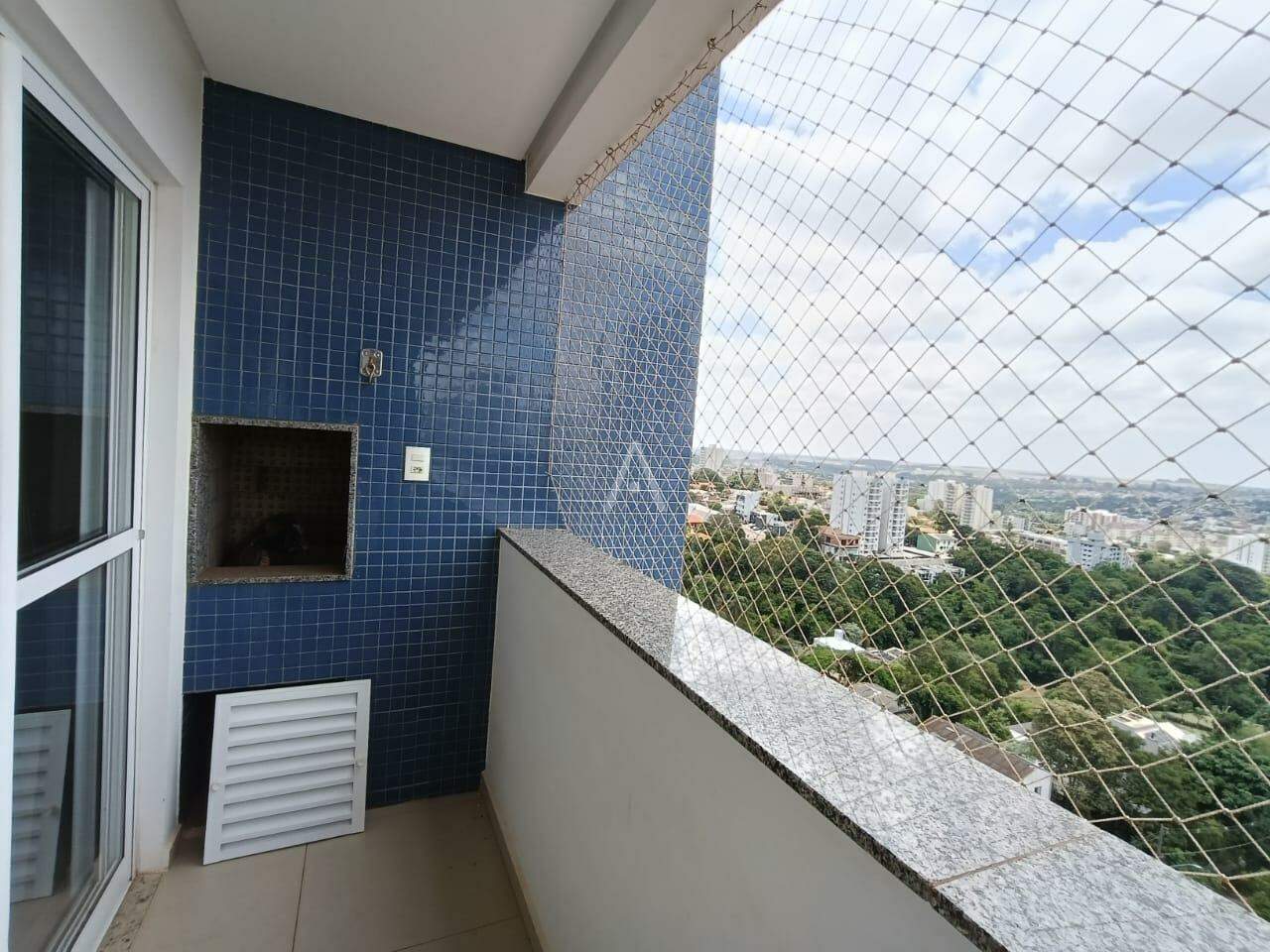 Apartamento para para aluguel no Bairro CENTRO em CASCAVEL: