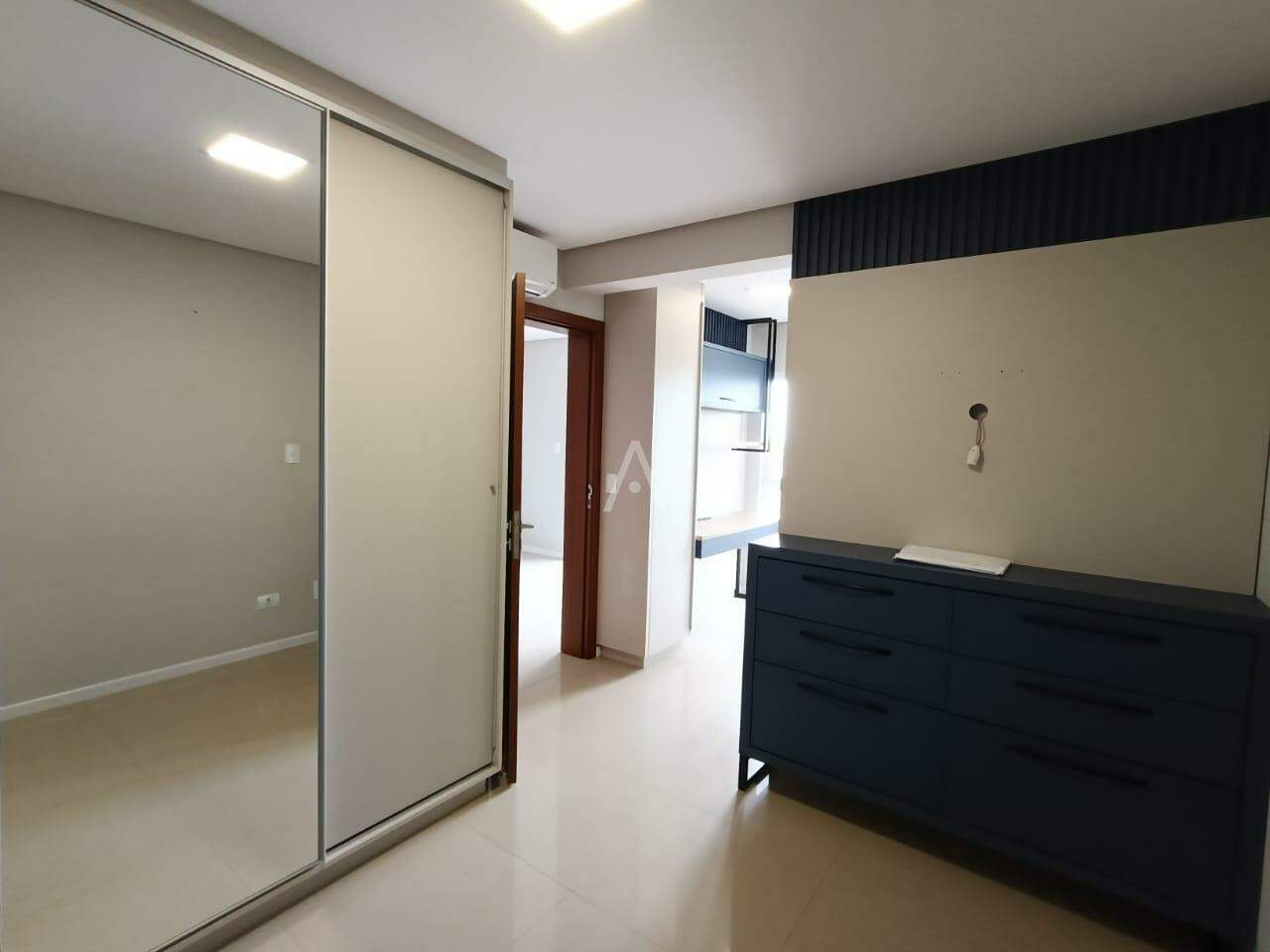 Apartamento para para aluguel no Bairro CENTRO em CASCAVEL: