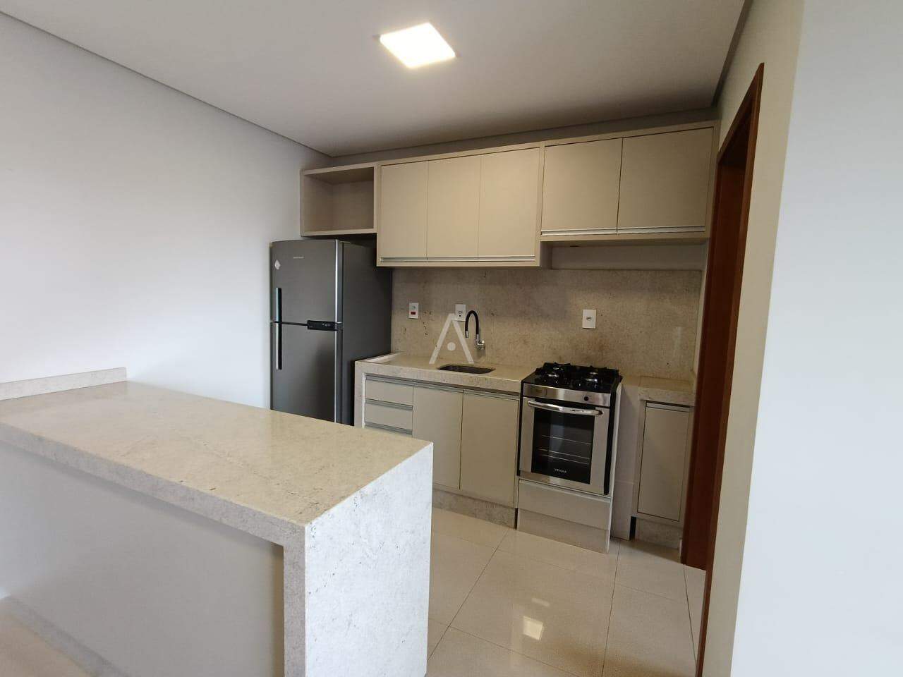 Apartamento para para aluguel no Bairro CENTRO em CASCAVEL: 
