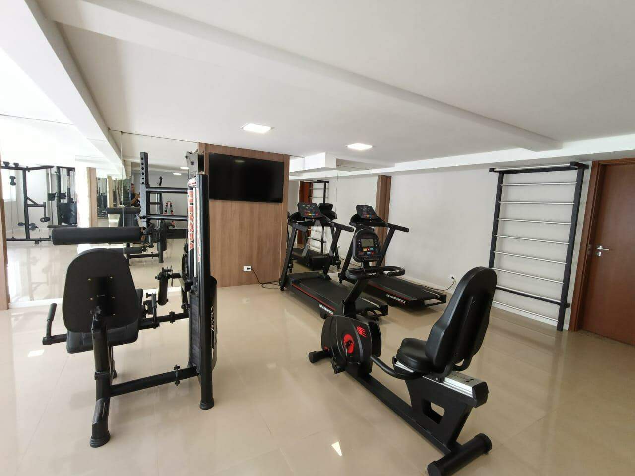 Apartamento para para aluguel no Bairro CENTRO em CASCAVEL: