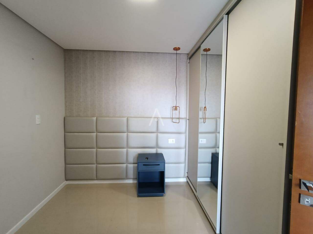 Apartamento para para aluguel no Bairro CENTRO em CASCAVEL: